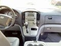 2010 Hyundai Starex CVX VGT AT Silver For Sale-8