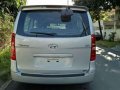 2010 Hyundai Starex CVX VGT AT Silver For Sale-4