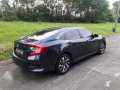 2016 honda civic 1.8 E CVT-3