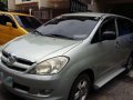 Toyota innova e 2006 mt diesel-3
