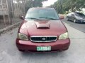 Kia Carnival LS 2000 Local MT Red For Sale-5