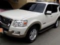 Ford Explorer Automatic 2009 White For Sale-0