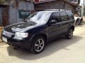 ford escape 2.0 mt-1