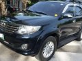 Toyota Fortuner 2012 G AT Black For Sale-4