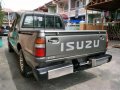 Isuzu fuego LS 2000 Manual All power fresh-3