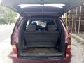 Kia Carnival LS 2000 Local MT Red For Sale-9