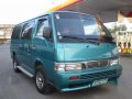 2010 nissan urvan shuttle-6