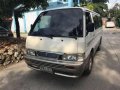 2004 Nissan Urvan Escapade 2.7 MT White -0