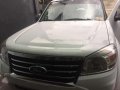 2009 Ford Everest  4x2 AT White For Sale-3