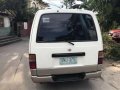 2004 Nissan Urvan Escapade 2.7 MT White -2