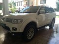 ALMOST NEW 2013 Montero sport FOR SALE-1