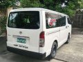 ALL ORIGINAL Toyota Hi Ace Commuter 2013 FOR SALE-4