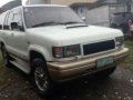 Isuzu Trooper Bighorn AT 4X4 3.1 White For Sale-0