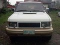 Isuzu Trooper Bighorn AT 4X4 3.1 White For Sale-4