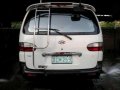 Hyundai Starex 2002 AT White Van For Sale -8
