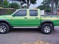 Nissan Frontier 2000 4x4 AT Green For Sale -1