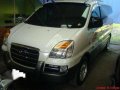 2006 Hyundai Starex Crdi Gold AT White For Sale-2