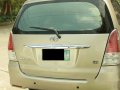 Toyota Innova 2008 cream for sale -4