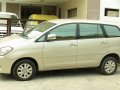 Toyota Innova 2008 cream for sale -1