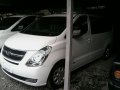 Hyundai Starex 2009 White for sale-4