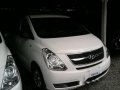 Hyundai Starex 2009 White for sale-2