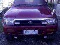 Toyota hilux surf orig manual 4x4 2003 model-0