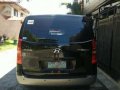 Low Milleage 2009 Hyundai Starex CRDI Gold For Sale-3