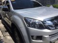 Like Brand New Dmax Isuzu Pick up LS 2015 For Sale-0