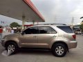 4X2 Toyota Fortuner 2006 AT Diesel for sale -5