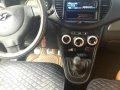 FOR SALE: Hyundai i10 2009 good as new -8