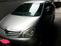 2011 innova e diesel automatic for sale -1