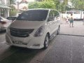 2014 Hyundai Starex Gold Premium Van like alphard -6