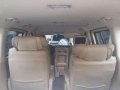 2014 Hyundai Starex Gold Premium Van like alphard -9