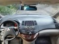 Mitsubishi Grandis 2008 top condition for sale-8