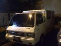 1999 Mitsubishi L300 truck white for sale -0