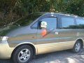 Rush sale Hyundai Starex 2000 model automatic -0