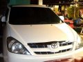 Toyota Innova J 2006 Van white for sale -7