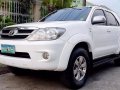 Toyota Fortuner 2007 G A/T for sale-4
