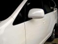 Toyota Innova J 2006 Van white for sale -8