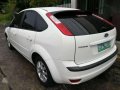 Ford Focus 2008 sedan white for sale -3