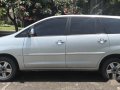 Well-kept Toyota Innova 2005 for sale-1