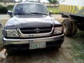 Toyota Hilux sr5 4x4 for sale -1