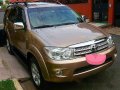 Toyota Fortuner 2011 G A/T for sale-0