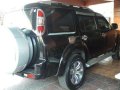 Ford Everest 2011 model SUV black for sale -0