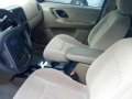 Very Fresh 2004 Ford Escape 4x2 AT For Sale-4