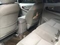 Well-kept Toyota Innova 2005 for sale-6