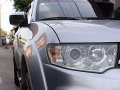 Montero 2009 4x4 SE top of d line 2014 look (same 2010 2011 fortuner)-1