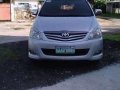 Rush rush! Innova 2010 MT all power 60k odo tag toyota ford mitsubishi-2