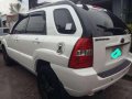 2008 kia sportage-6