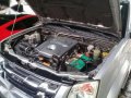 Isuzu DMAX 2012 LS manual-3